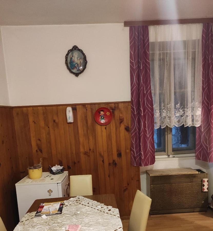 Dvosobni Stan U Centru Zagreba Lägenhet Exteriör bild